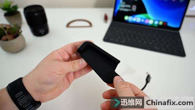 这可能是现在最适合 iPad Pro 的拓展坞