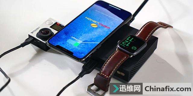 这款多口充电器能搞定你的「充电难题」
