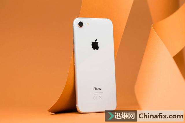 iPhone SE2将采用LCP天线改善传输效能