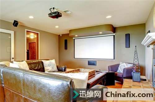 家用投影机幕布怎么选？