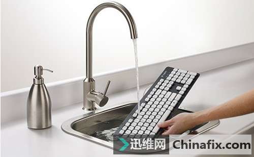 电脑键盘如何清理 电脑键盘消毒小技巧