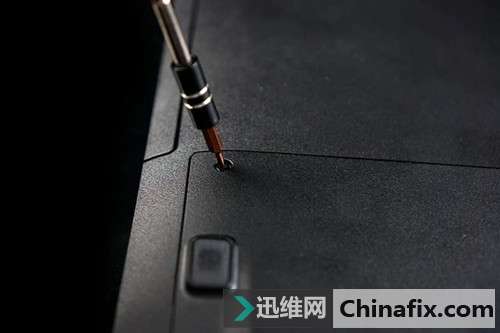 电脑快得“飞”起来：SSD硬盘加速大法