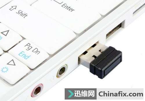笔记本好伴侣 “隐藏”无线鼠标接收器