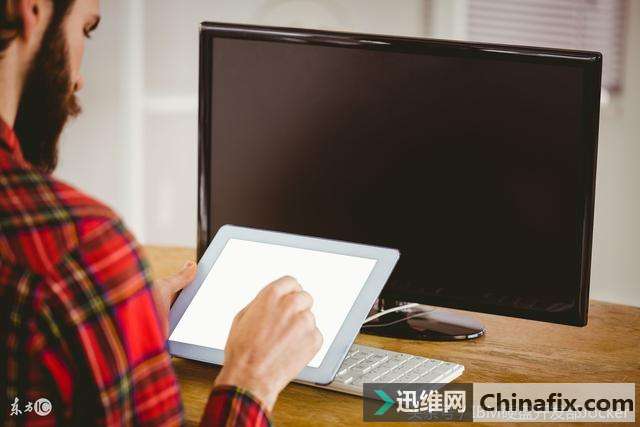 硬盘运转时的噪声超过风扇？准备4个回形针轻松搞定