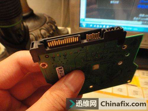 硬盘：针脚断裂问题排查及修复方式，也许能帮到你