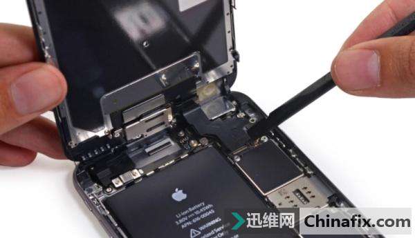 iPhone拟出资27亿美元竞购Toshiba闪存芯片业务