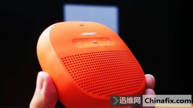 小巧且坚固Bose蓝牙扬声器