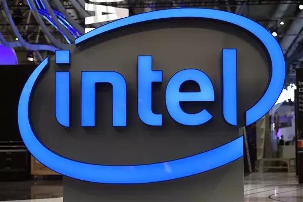 无视PC处理器！Intel忽然宣告放弃它