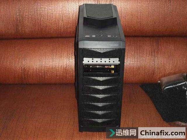 不能再忍，只花几块钱让机箱防尘效果更出色