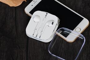 为什么买手机不送耳机？以前可是标配的