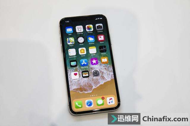 iPhone X真机上手后 再贵也要“以肾相许”