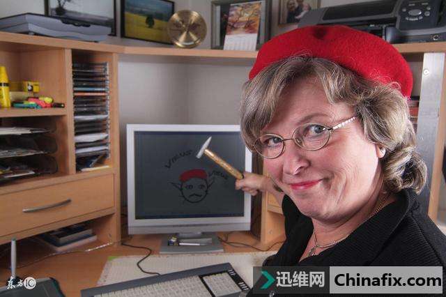 电脑开机黑屏无任何显示 两步确定是主机问题还是显示器问题
