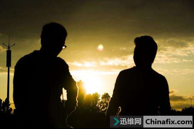 好友删除了想要看和他的聊天记录，这样操作就可以了