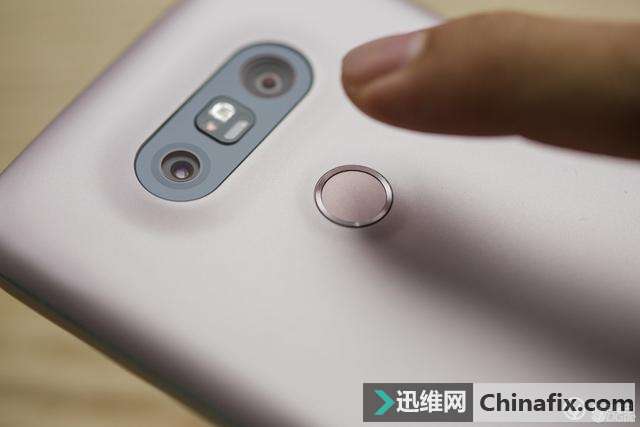 要是苹果都没辙，那我们什么时候能用上屏下指纹解锁？