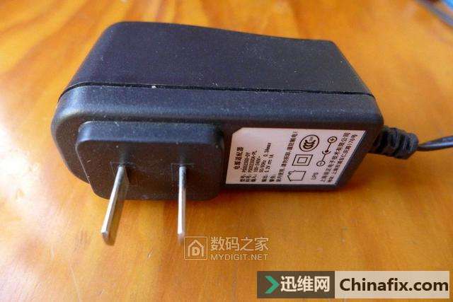 只有两个元件的手机充电电流指示灯电路