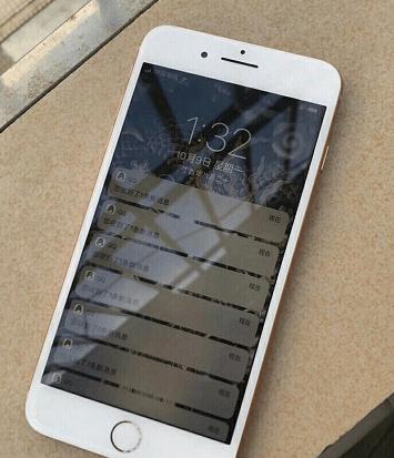 山寨iPhone8Plus现身，你分辨的出来吗？