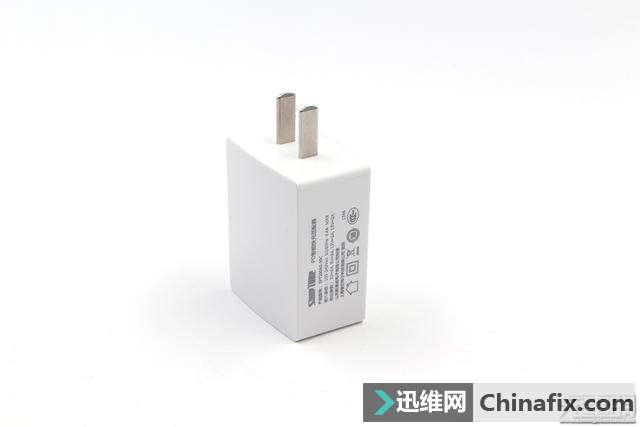 智能快充技术——SIMPTUNE USB PD充电器拆解