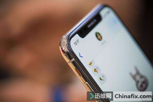 苹果腰斩iPhone 8订单全力押宝它