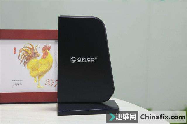 ORICO DH7立式集线器：拥有7口HUB还支持快充技术