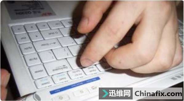 索尼笔记本键盘怎么拆？索尼笔记本键盘拆解方法