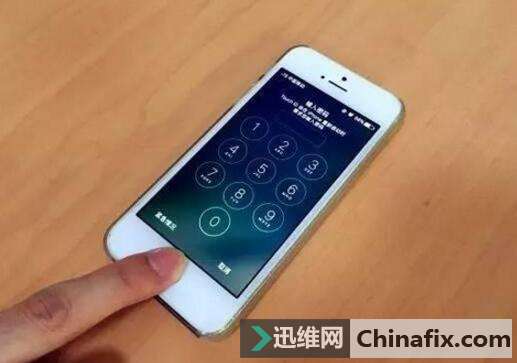iPhone手机重新启动之后只能输入密码手机解锁，而不能用指纹解锁的原因