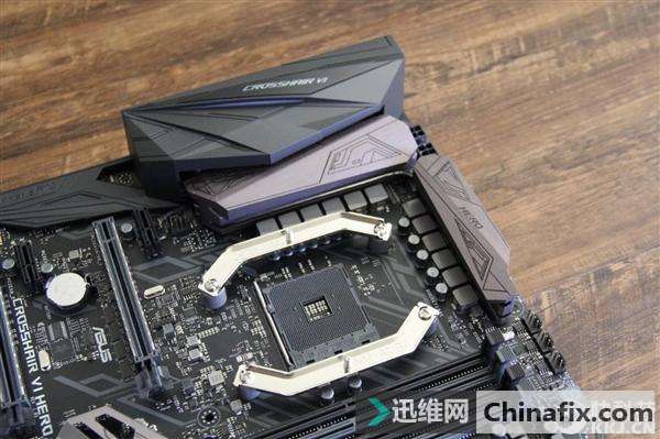 Intel吓到！AMD Ryzen 2代处理器曝光：圆满了