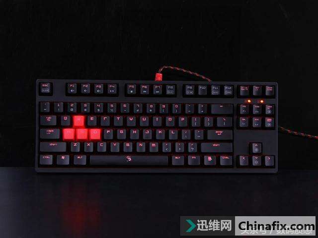 机械键盘打游戏用黑轴，办公用青轴原来是这个原因！