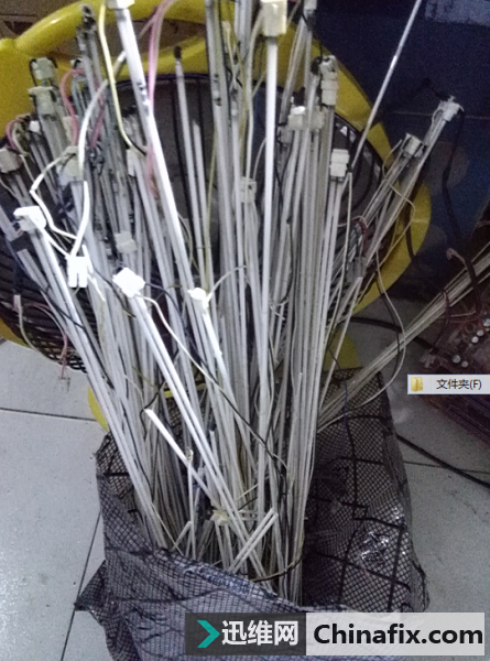 怎么测试显示器灯管的好坏？