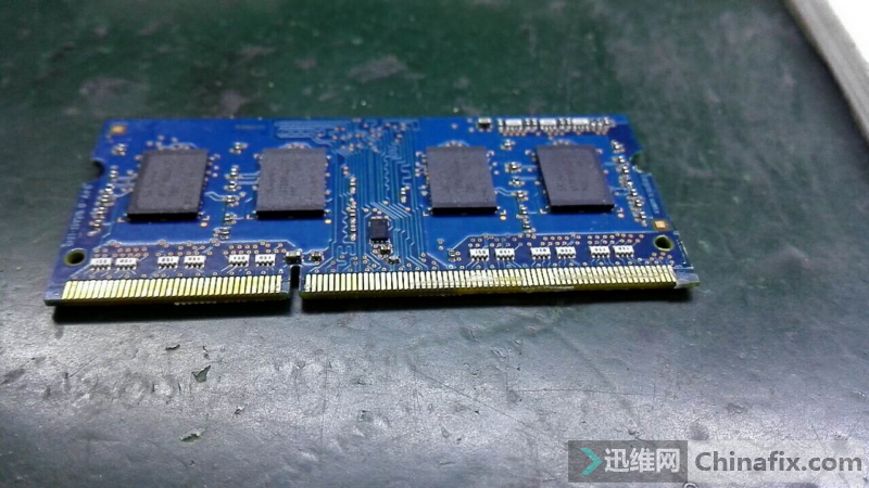 奇葩的DELL笔记本不过内存：502胶水灌内存槽