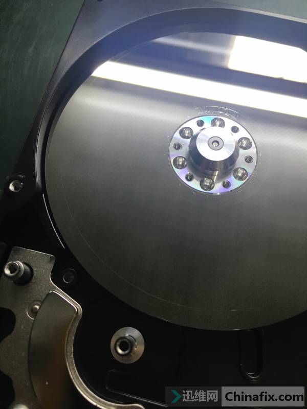 WD500AAKS 0面盘片划伤艰难数据恢复！