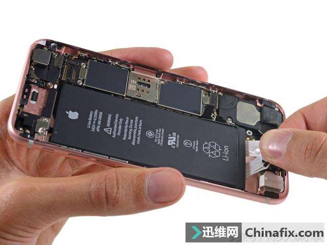 iPhone手机太慢太卡？问题可能出在电池上！