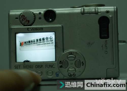 数码相机黑屏如何维修？数码相机黑屏现象维修方法