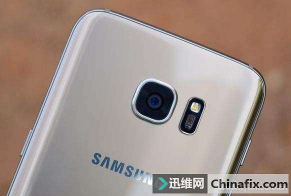 都是双摄手机 拍照效果怎么会差这么多？