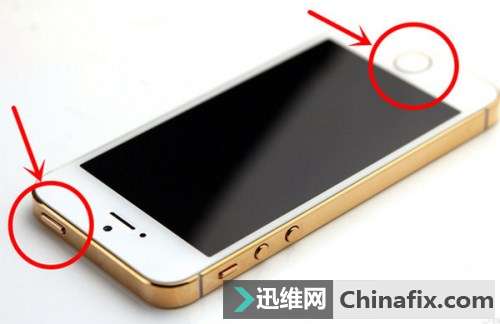 苹果智能手机屏幕不亮是如何维修？