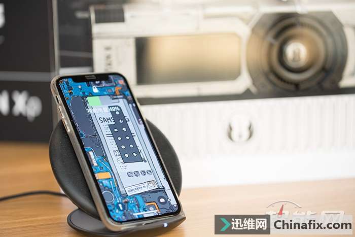 iPhone X上的无线充电技术是个黑科技？