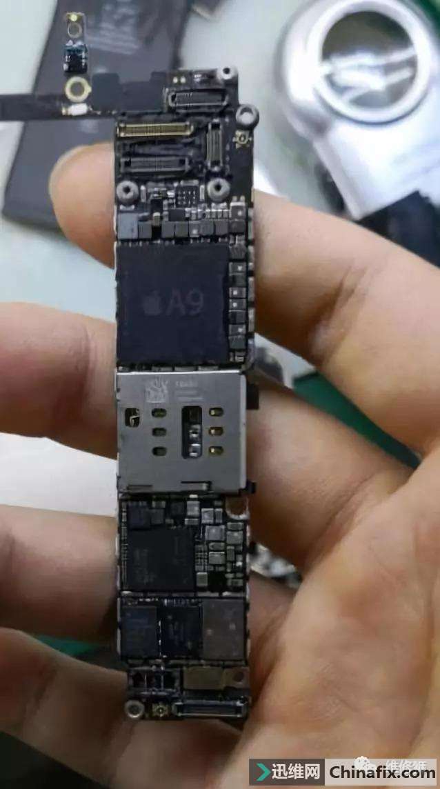 iPhone 6S 进水接电短路270左右不触发维修案例分享