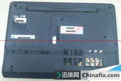 机械革命MR x3怎么打开笔记本后盖？