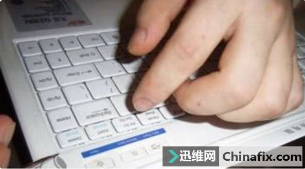 索尼笔记本的键盘怎么拆？SONY笔记本键盘拆解的方法