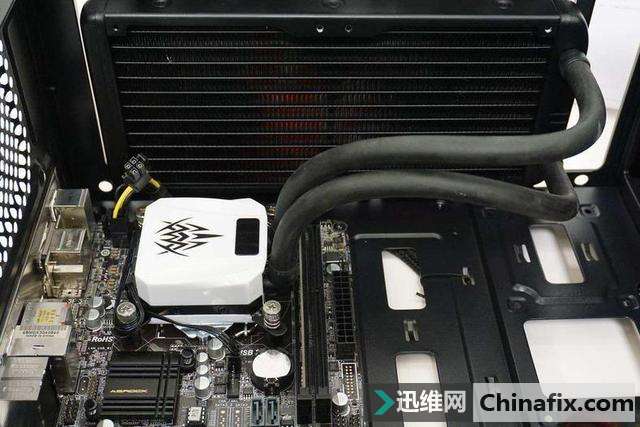 组装台式电脑主机DIY，如何挑选主板？