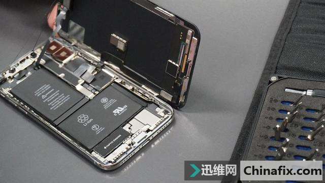 手机电池必须可拆，其中的利弊你要知道