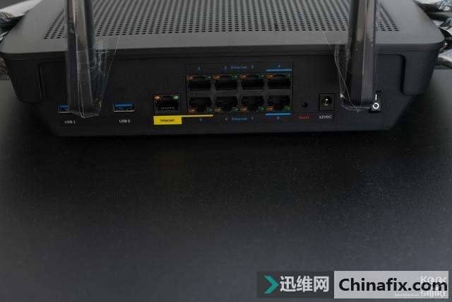 Linksys EA9500S无线路由器拆解