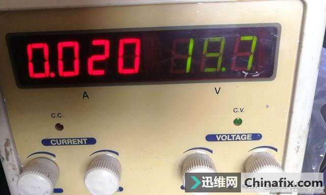 华硕飞行堡垒笔记本不开机，含桥大小换了20个件，终于完美修复