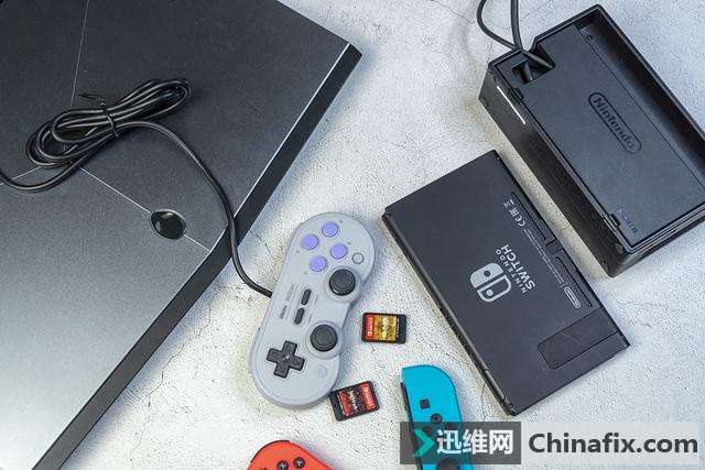 即插即用还多平台兼容，八位堂 SN30 Pro 有线手柄体验