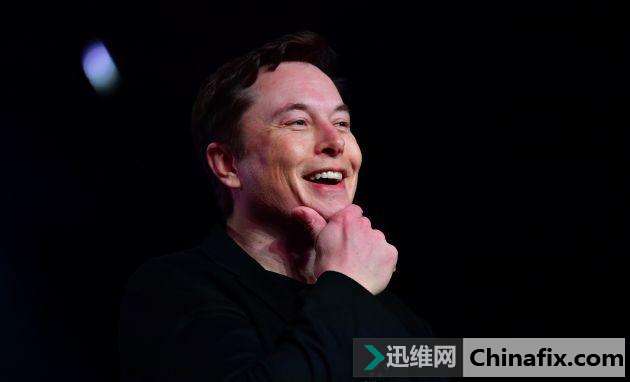 马斯克：全自动驾驶的特斯拉，明年就来了