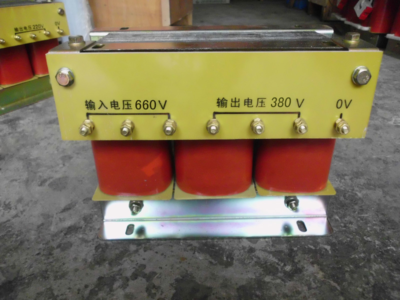 隔离变压器的工作原理