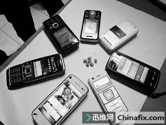 网上“手机辐射能烤熟爆米花”,究竟是辐射的原因还是电磁波的原因?