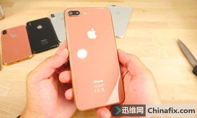 主板芯片 CAD 图都有了，iPhone 7s 大概就是这个样子