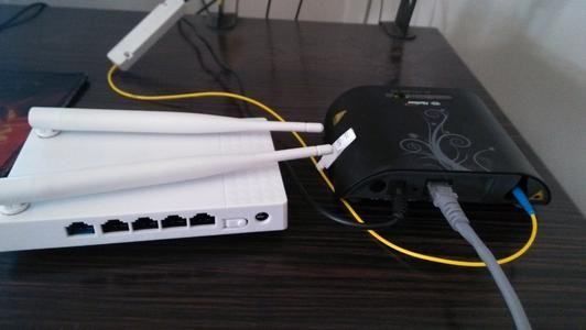 在卧室加装一个无线路由器(在卧室里加装一个无线路由器怎么装)