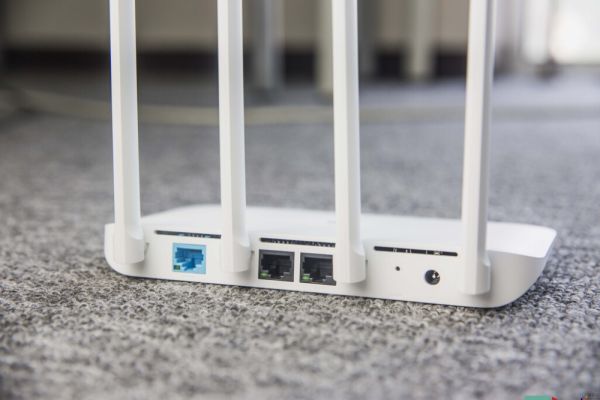 怎么重置路由器设置(如何重置路由器)