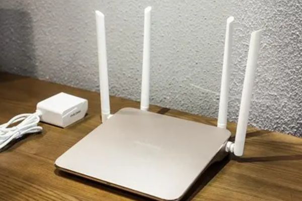 如何让路由器信号增强(怎样让路由器信号增强)